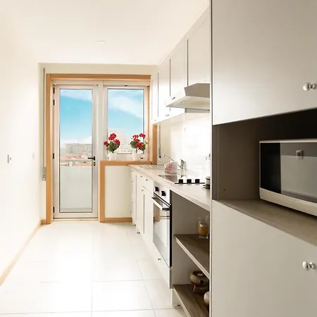 A Modern And Homely 3 Bedroom With Elevator Apartamento